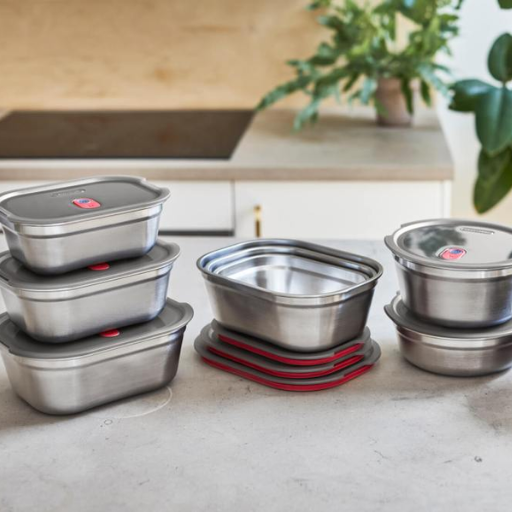 Is Stainless Steel Safe for Use in the Microwave?